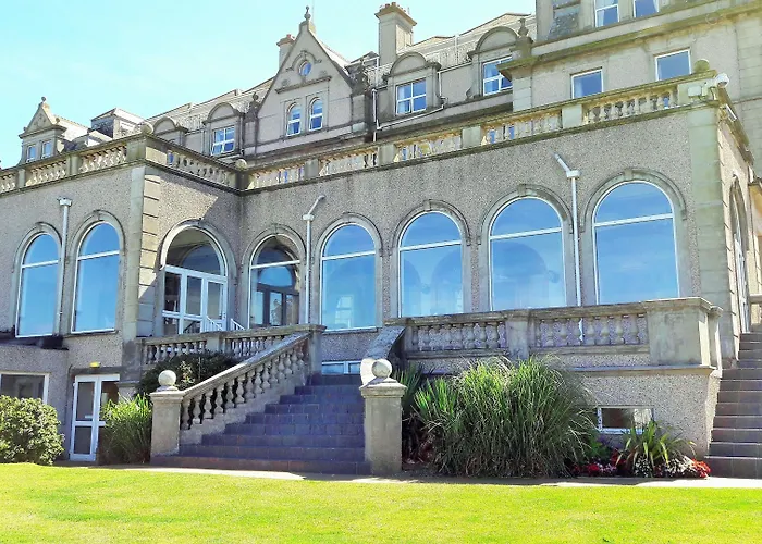 VictoriaAirport Hotel